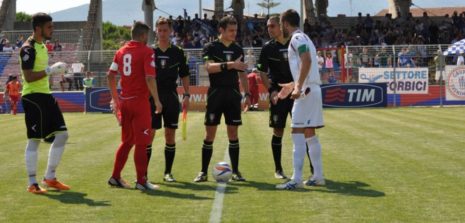 unicusano-fondi-calcio-960x460