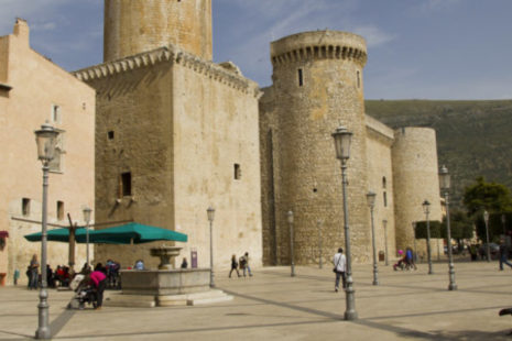 Fondi-castello-960x640