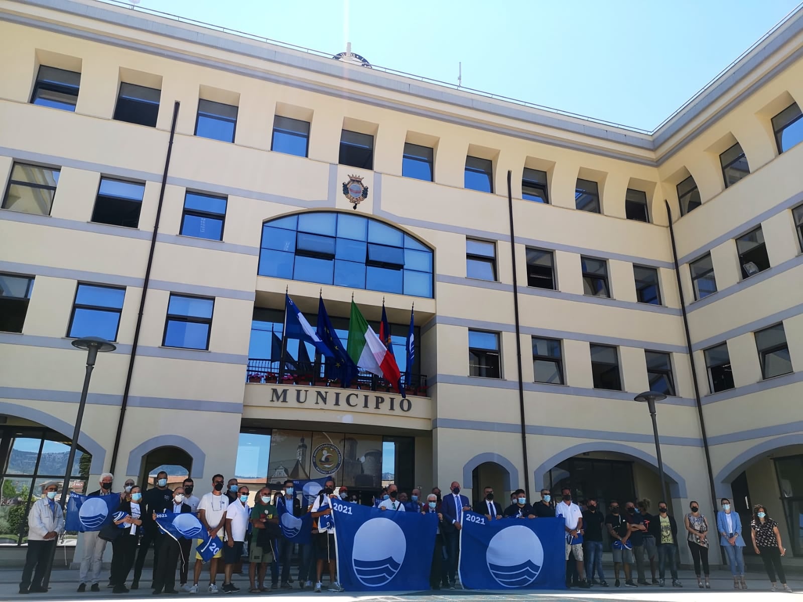 195718876_249358473652839_4685609504928936338_n